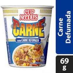 Cup Noodles Nissin Sabor Carne Defumada 69g